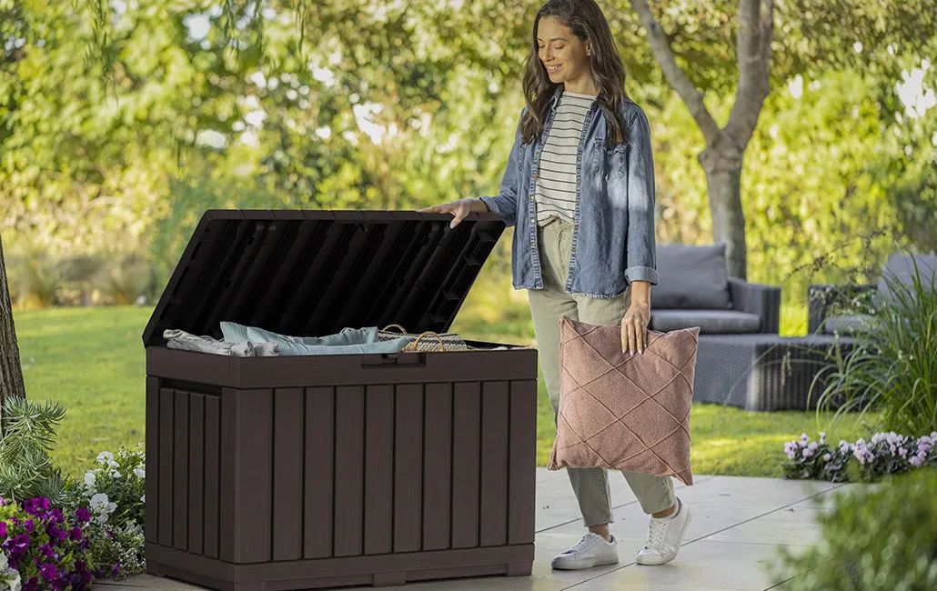 Kentwood 50 Gallon Storage Box Brown - Keter Canada