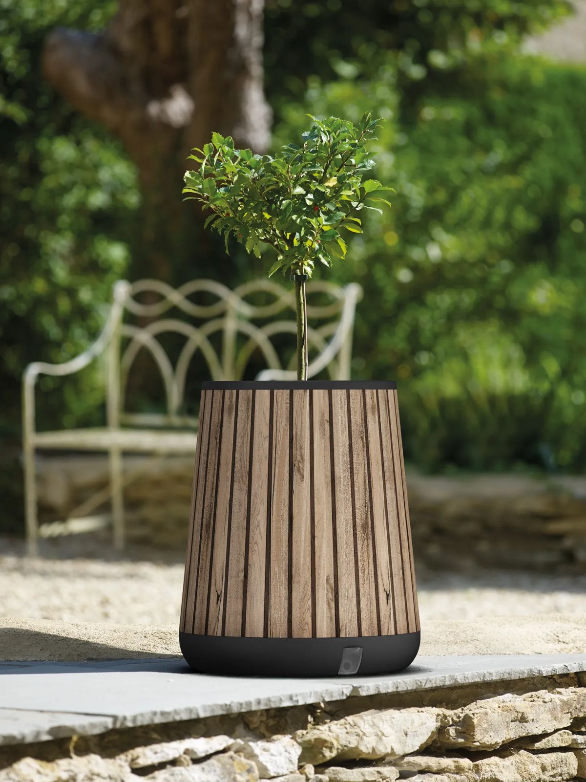 Jardinière conique Signature – Brun pin – Keter Canada