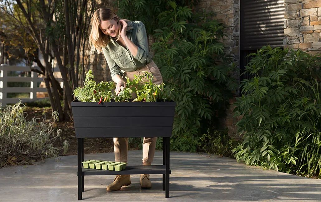 Graphite Urban Bloomer 12.7 Gallon Elevated Garden Bed - Keter US
