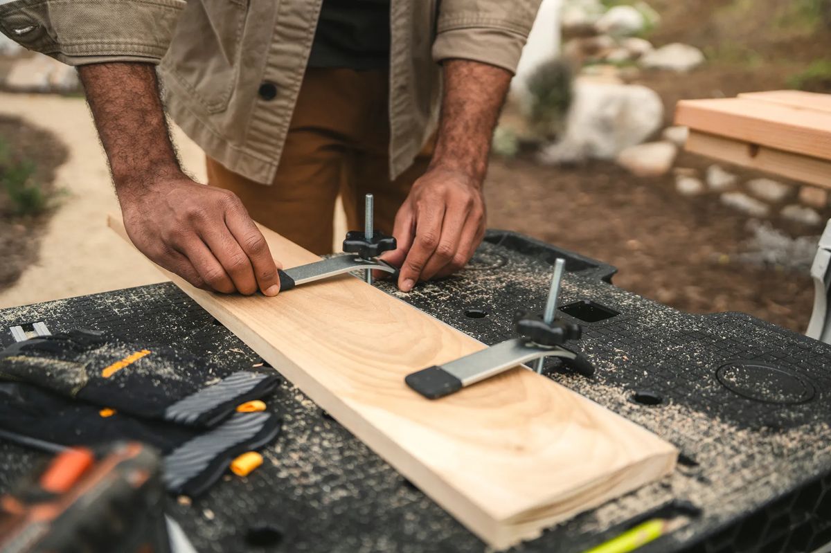 ROC Folding Work Table - Graphite