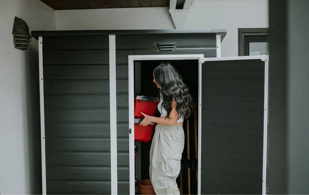 Essential Storage Shed - 6x4 Storage Shed Black - Keter Canada