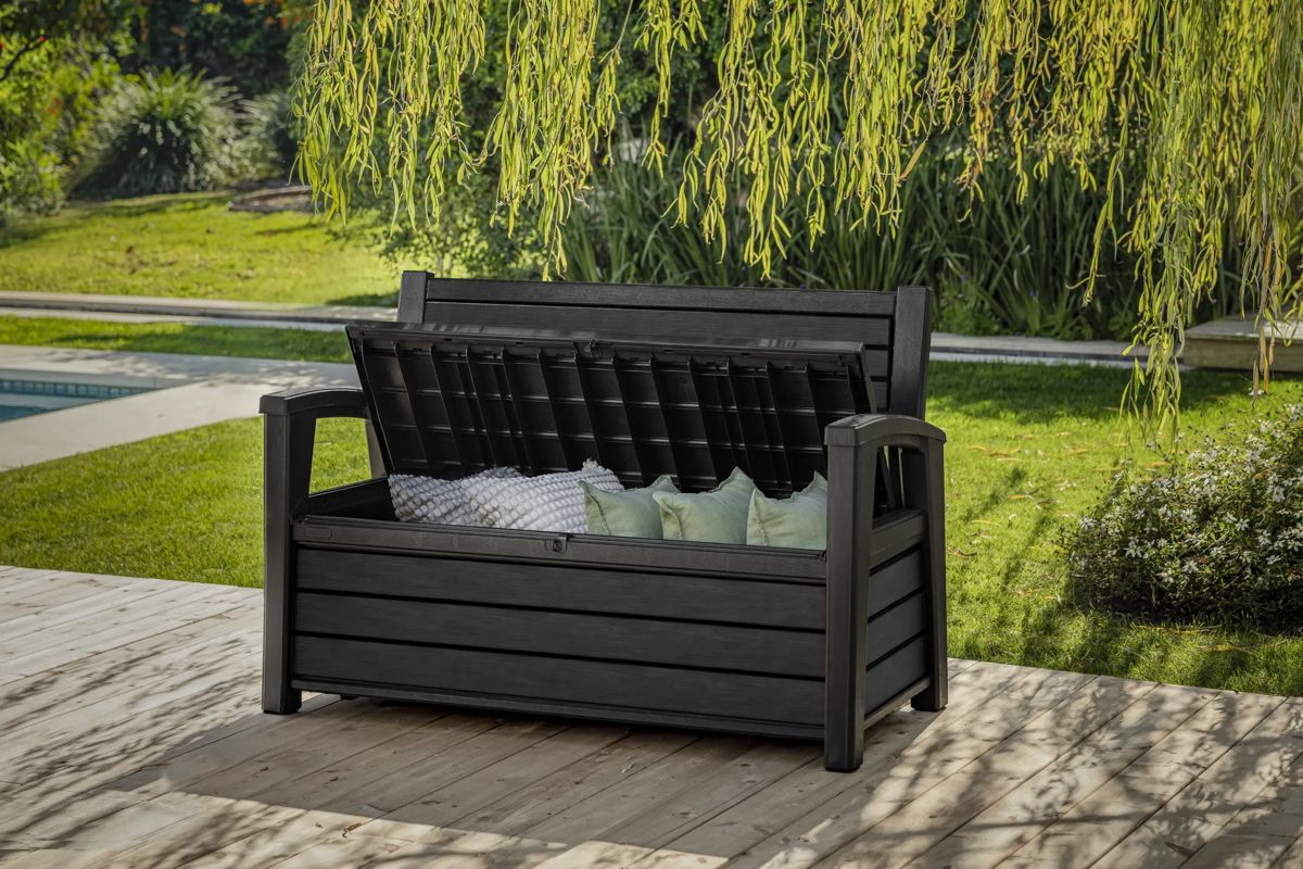 Keter Hudson 60 Gallon Outdoor Storage Bench - Canada
