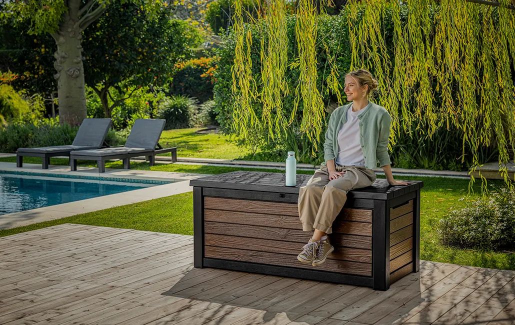 165 Gallon Storage Box Signature Deck Box Walnut Brown - Keter Canada