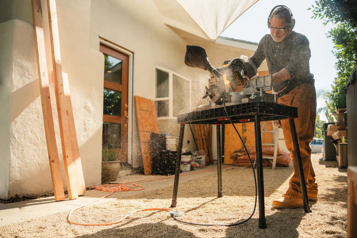 Ultimate Portable Workbench Table - Keter  Canada