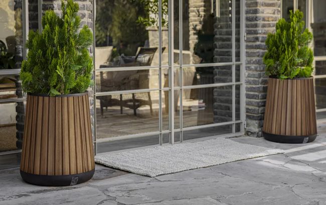 Self Watering Rosewood Brown Conical Planter - Keter US