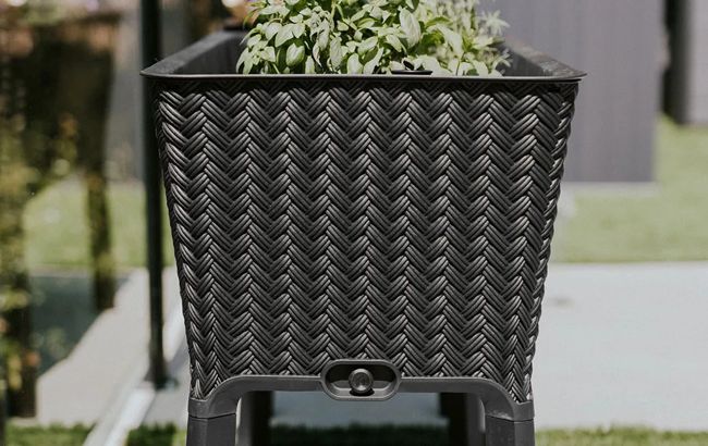 Graphite Splendor 31.7 Gallon Elevated Garden Bed - Keter US