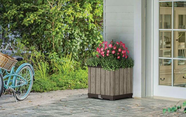 Signature Square Planter  - Ashwood Brown