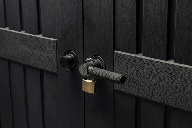 Caseta de exterior Summit 10x8 - 305x243x251 cm y 7,4 m2 - Marrón