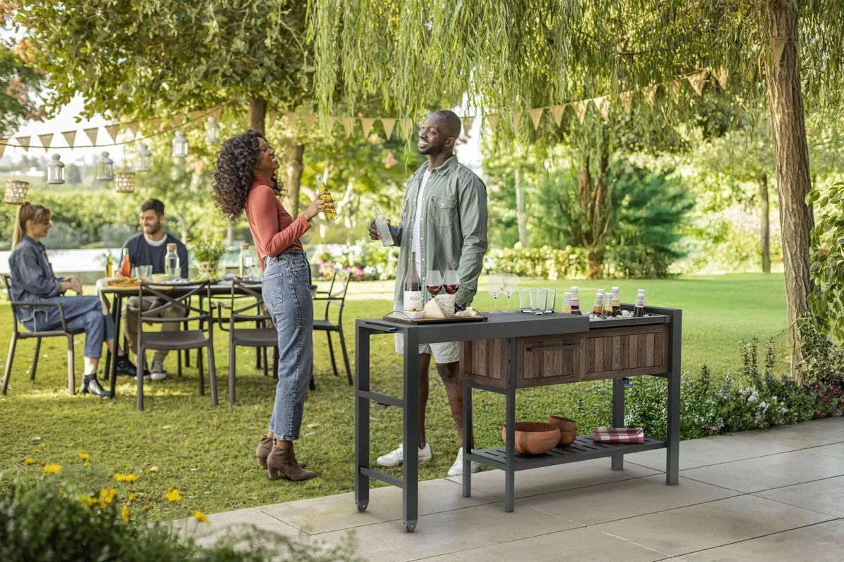 Hosting Party Tafel - 112x43x90 cm - Walnut