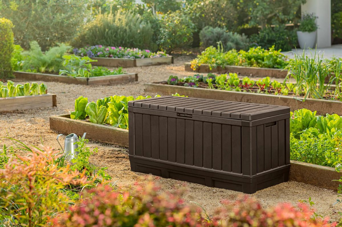 92 Gallon Deck Box Kentwood Storage Box Brown - Keter US