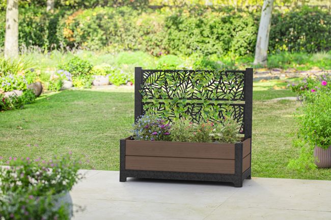 Brown Privacy Planter With Tulip-Shaped Trellis - Keter US