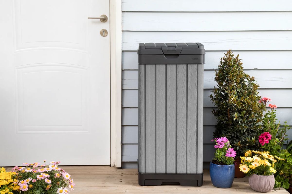 Darwin Gray Outdoor Trash Can - Keter US
