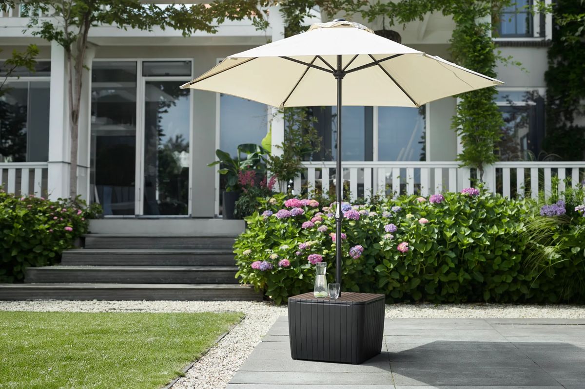 Luzon Parasol Table - Ashwood Brown