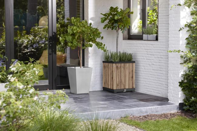 עציץ דקו מרובע גבוה - דמוי עץ בגווני חום thumbnail