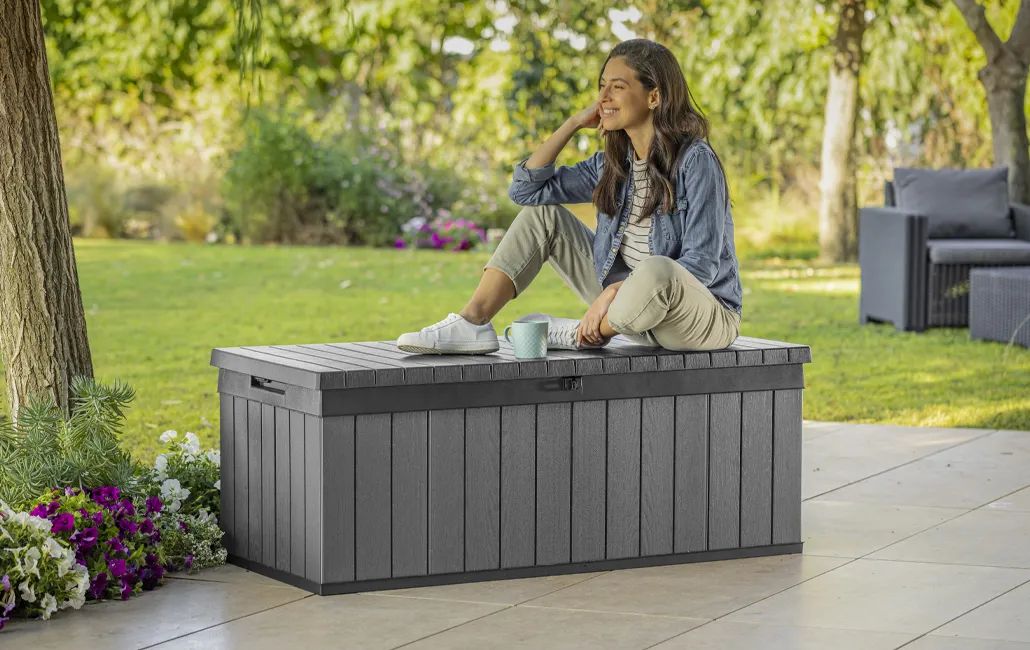 Darwin 100 Gallon Storage Deck Box Graphite - Keter Canada
