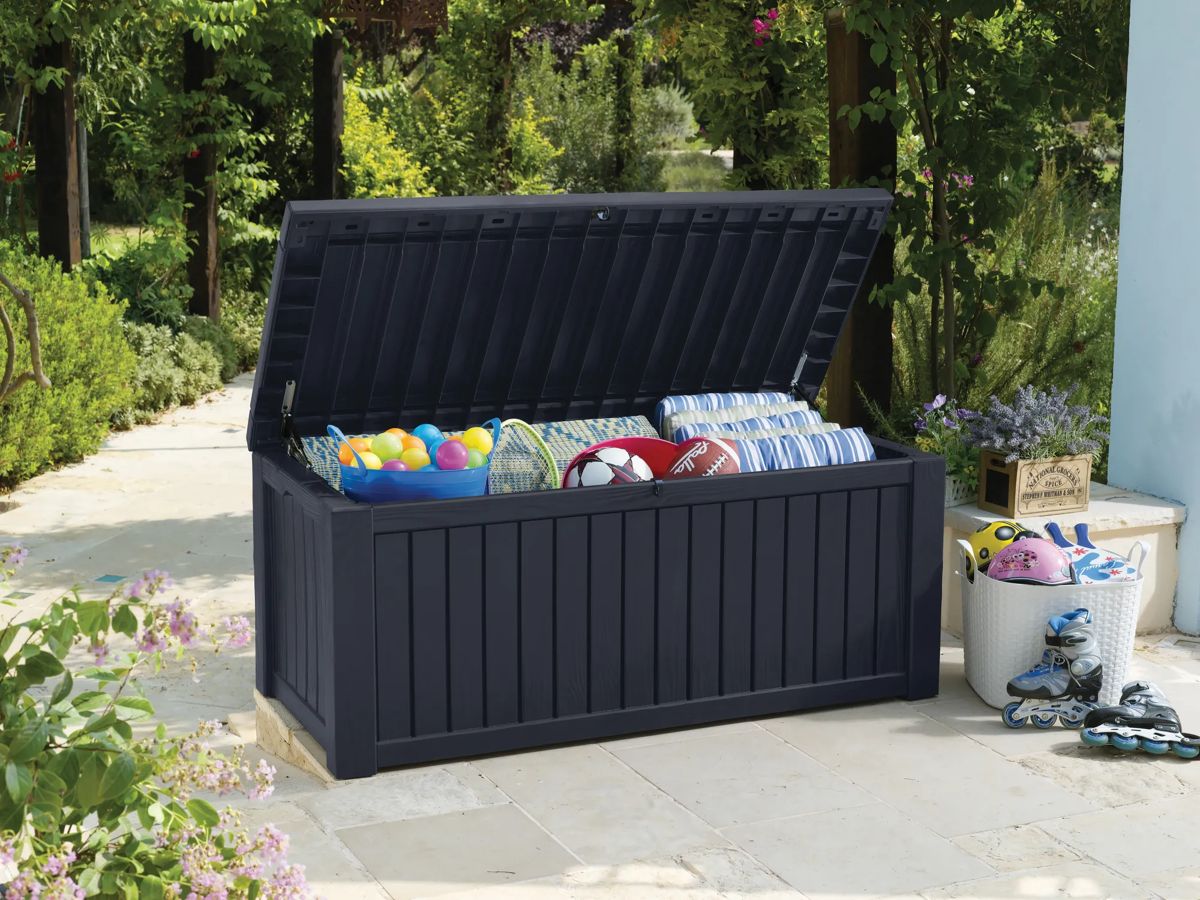 Rockwood 150 Gallon Deck Box - Grey - Keter Canada