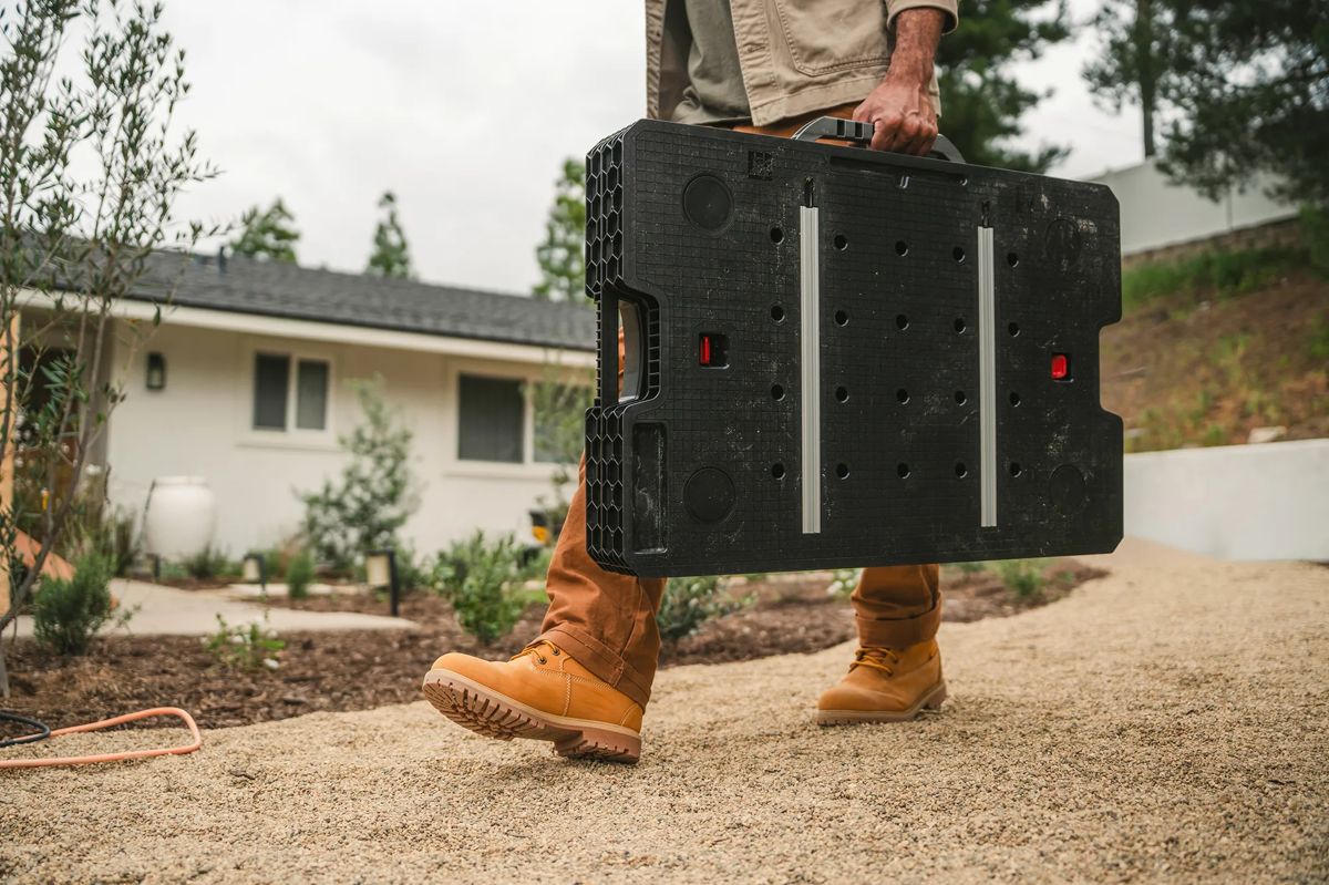 ROC Folding Work Table - Graphite