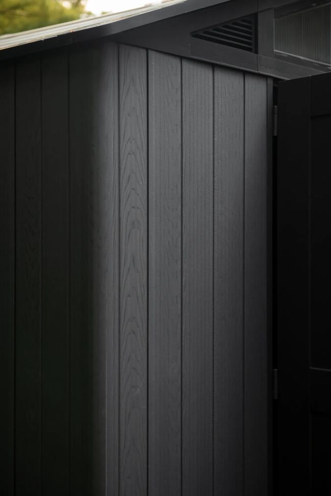 מחסן סטרונגהולד 11.5x10 - אפור