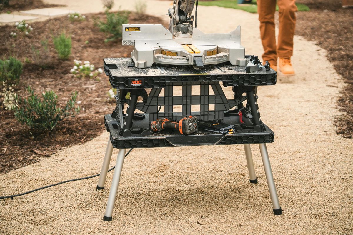 ROC Folding Work Table - Graphite