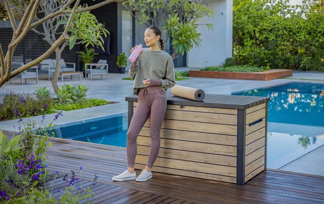 Coffre de jardin Signature 870L - Marron aspect Douglas