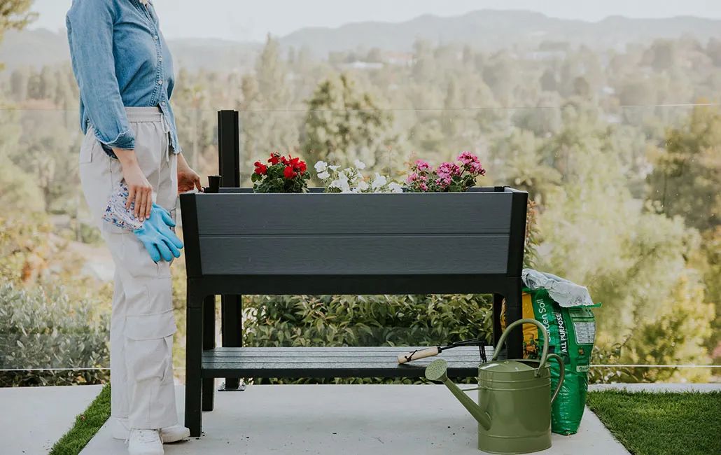 Graphite Darwin 29 Gallon Elevated Garden Bed - Keter US