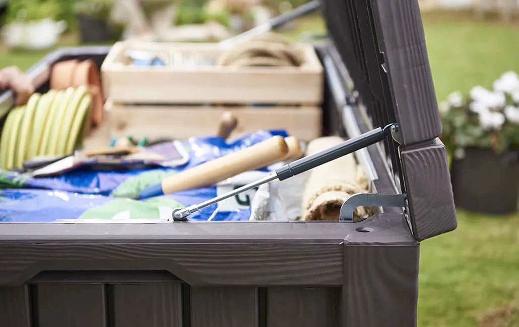 Rockwood 150 Gallon Deck Box - Grey - Keter Canada