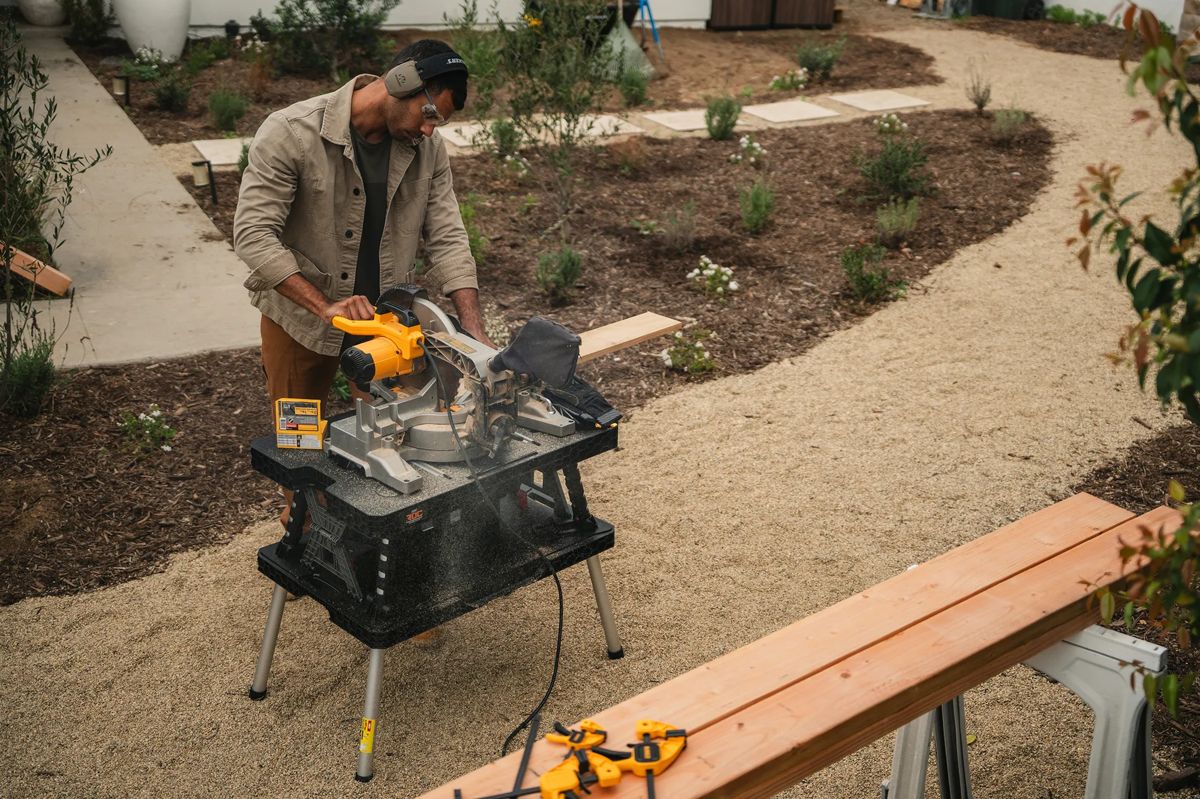 ROC Folding Work Table - Graphite