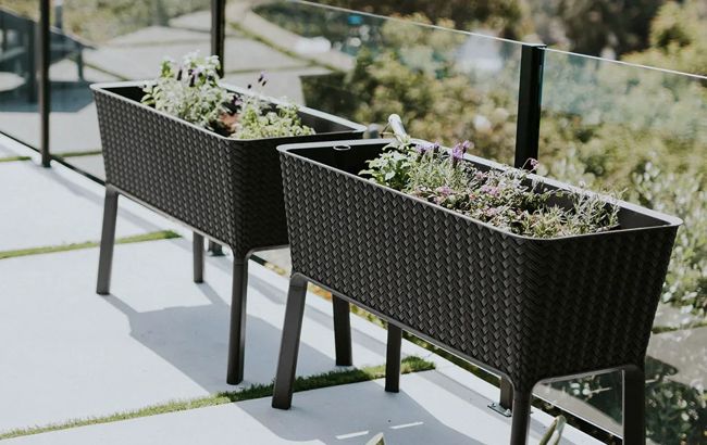 Graphite Splendor 31.7 Gallon Elevated Garden Bed - Keter US