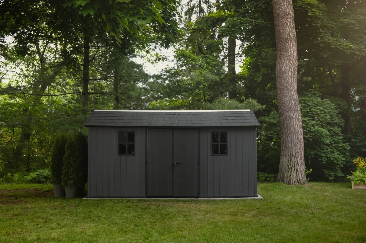 Caseta de exterior Newton Plus 7515 - 230x476x246 cm y 10 m2