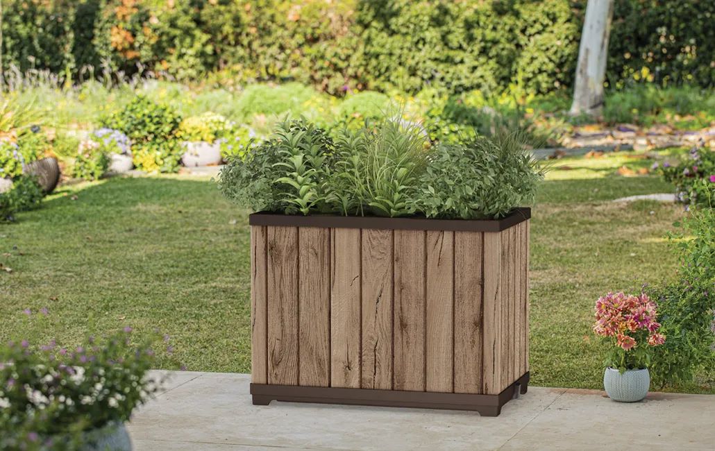 Self Watering Pine Brown Tall Square Planter - Keter Canada