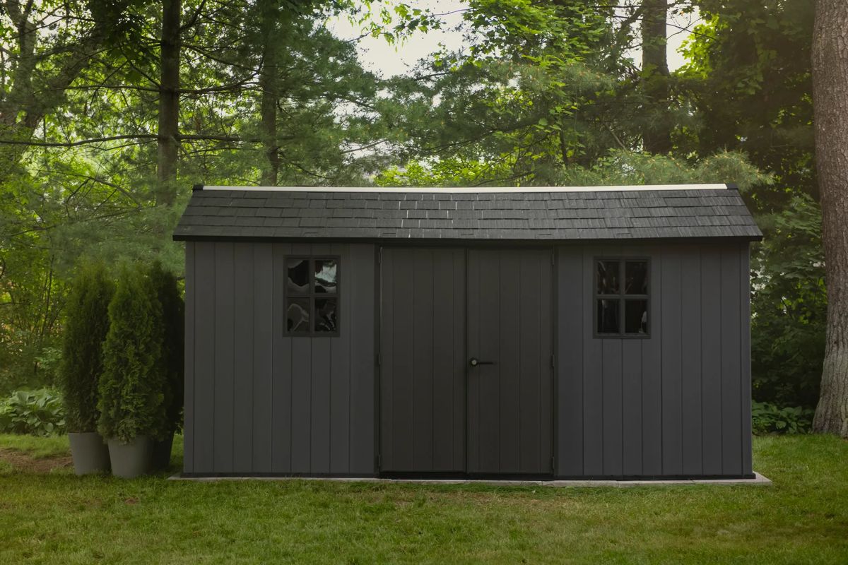 Caseta de exterior Newton Plus 7515 - 230x476x246 cm y 10 m2