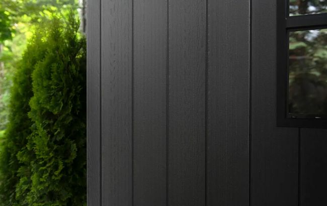 Achetez le cabanon de rangement Newton Plus 7,5 x 11 en graphite – Keter Canada