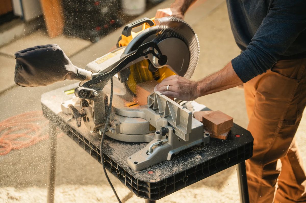 Ultimate Portable Workbench Table - Keter  Canada