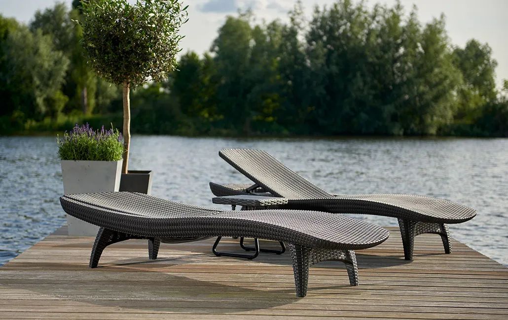 Pacific Patio Lounge Set Sun Chairs - Graphite - Keter US