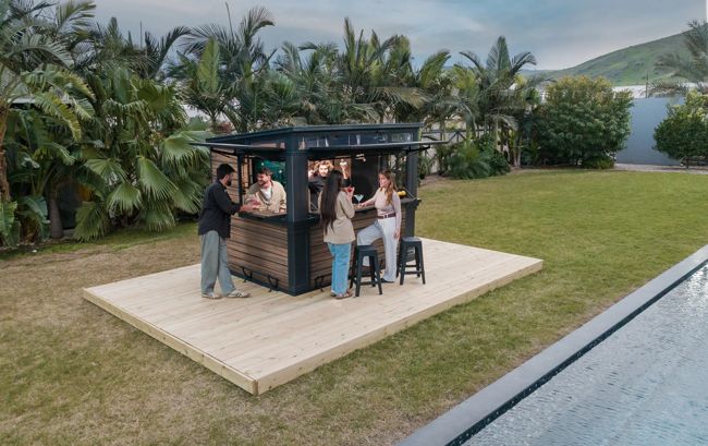 Signature Outdoor Garden Bar - Rosewood