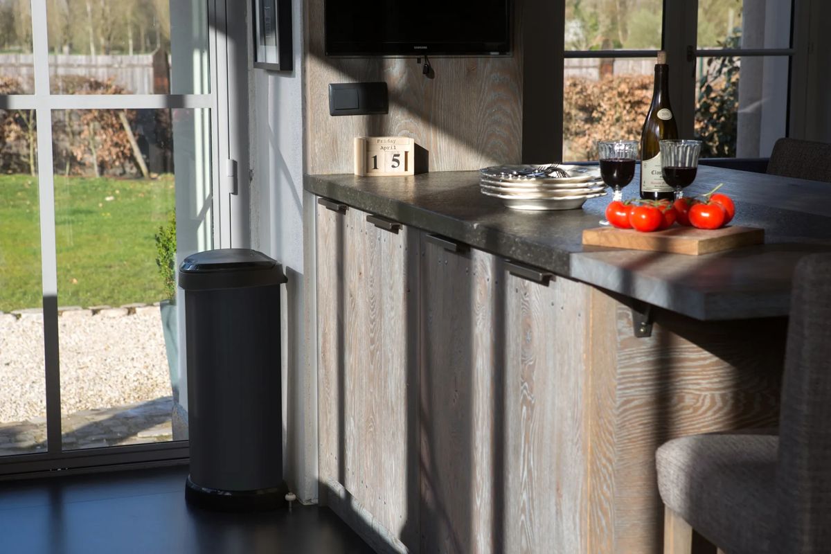 Decobin Push Prullenbak 40L - Zwart