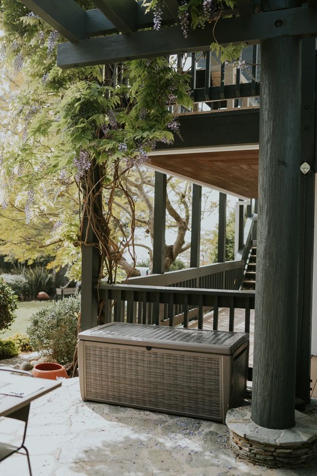 Signature 135 Gallon Large Deck Box - Mist Gray - Keter US