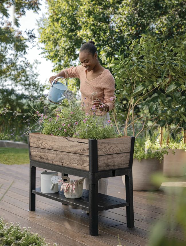 Pine Brown Signature Elevated Garden Bed - Keter US