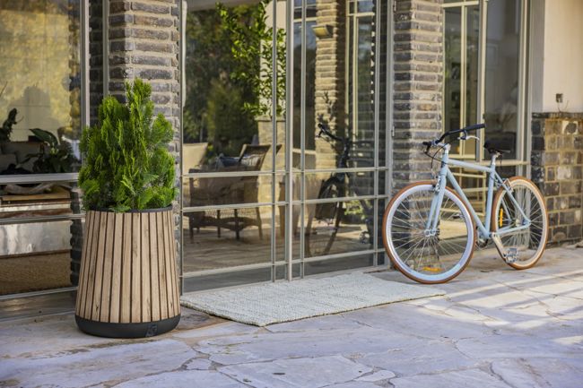 Self Watering Pine Brown Conical Planter - Keter US